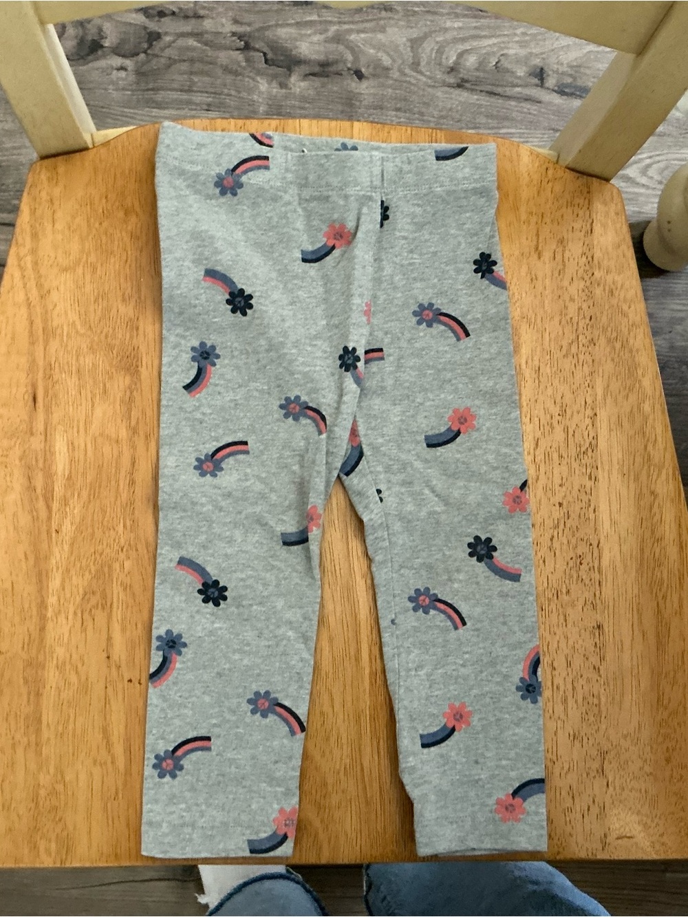 Girls' Gray Floral Rainbow Leggings